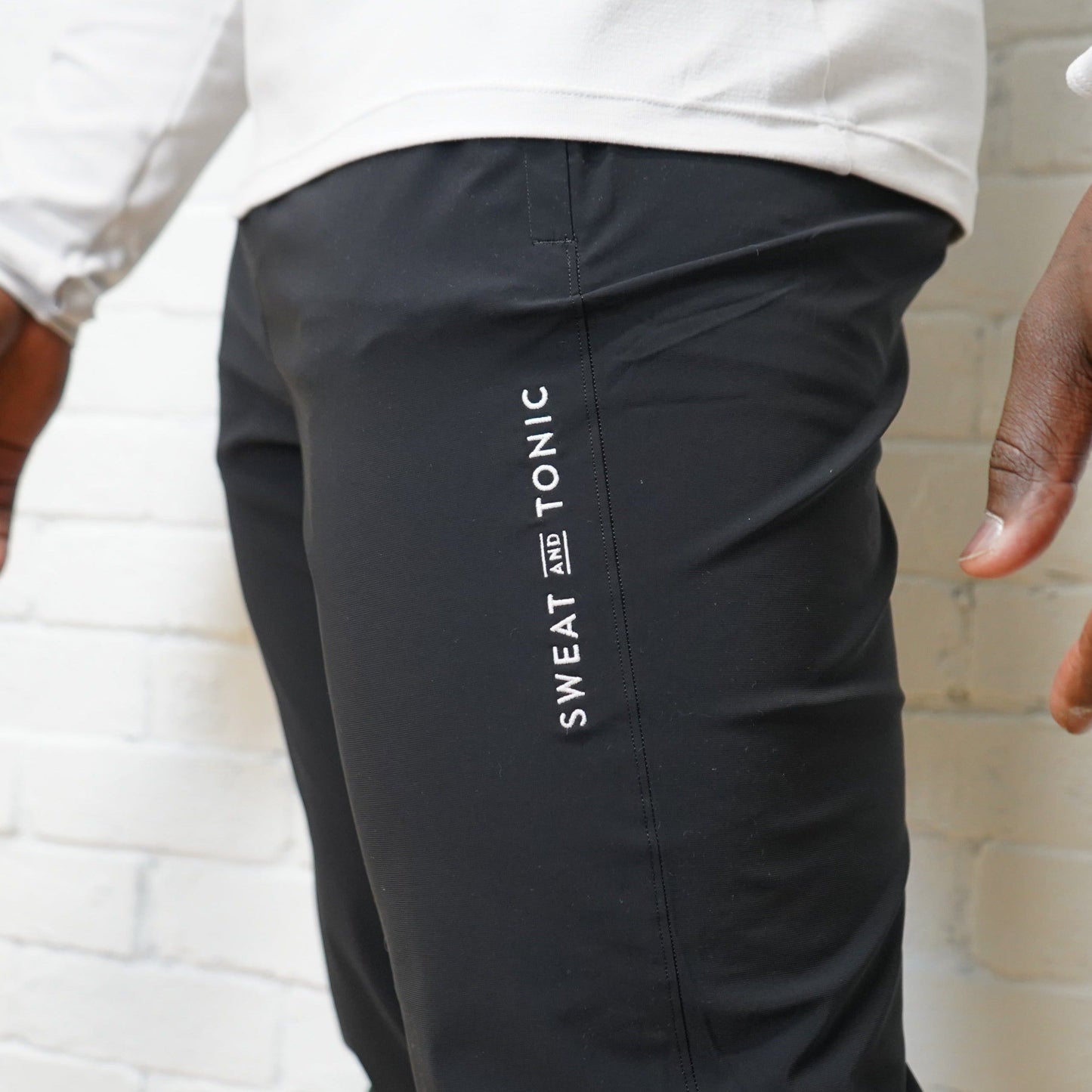 lululemon x S&T Surge Jogger