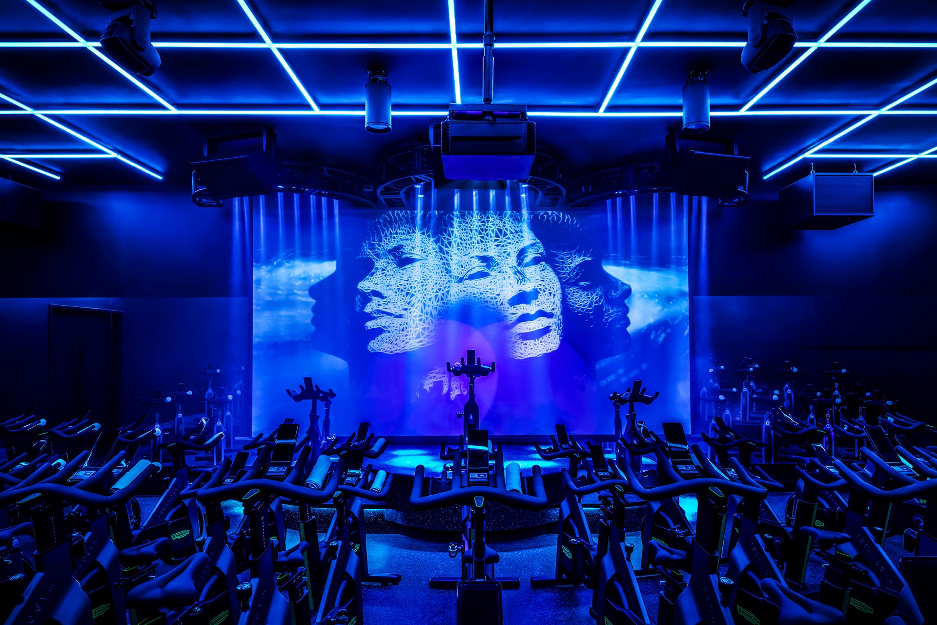 Studio sweat 2024 spin class