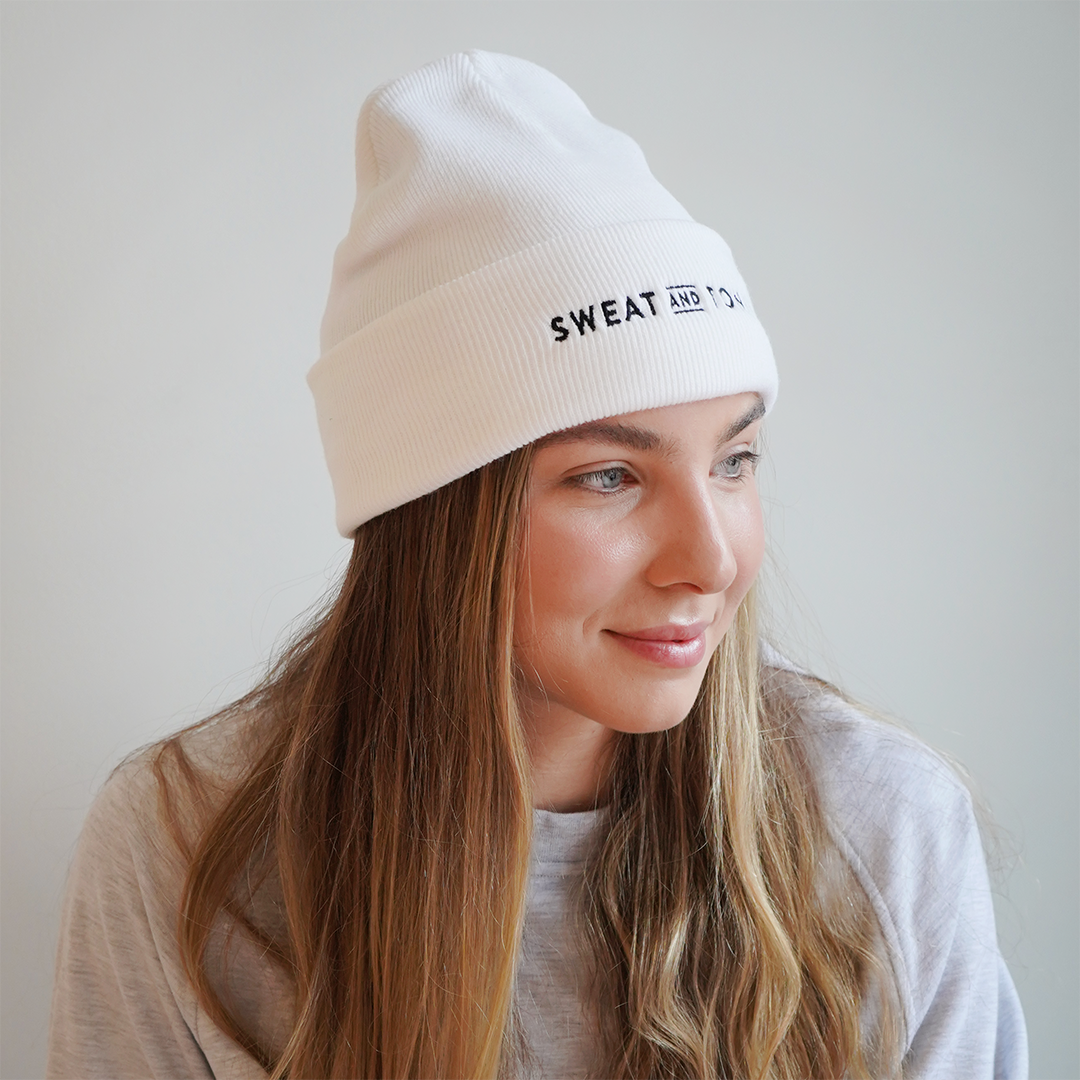 S&T Essential Toque